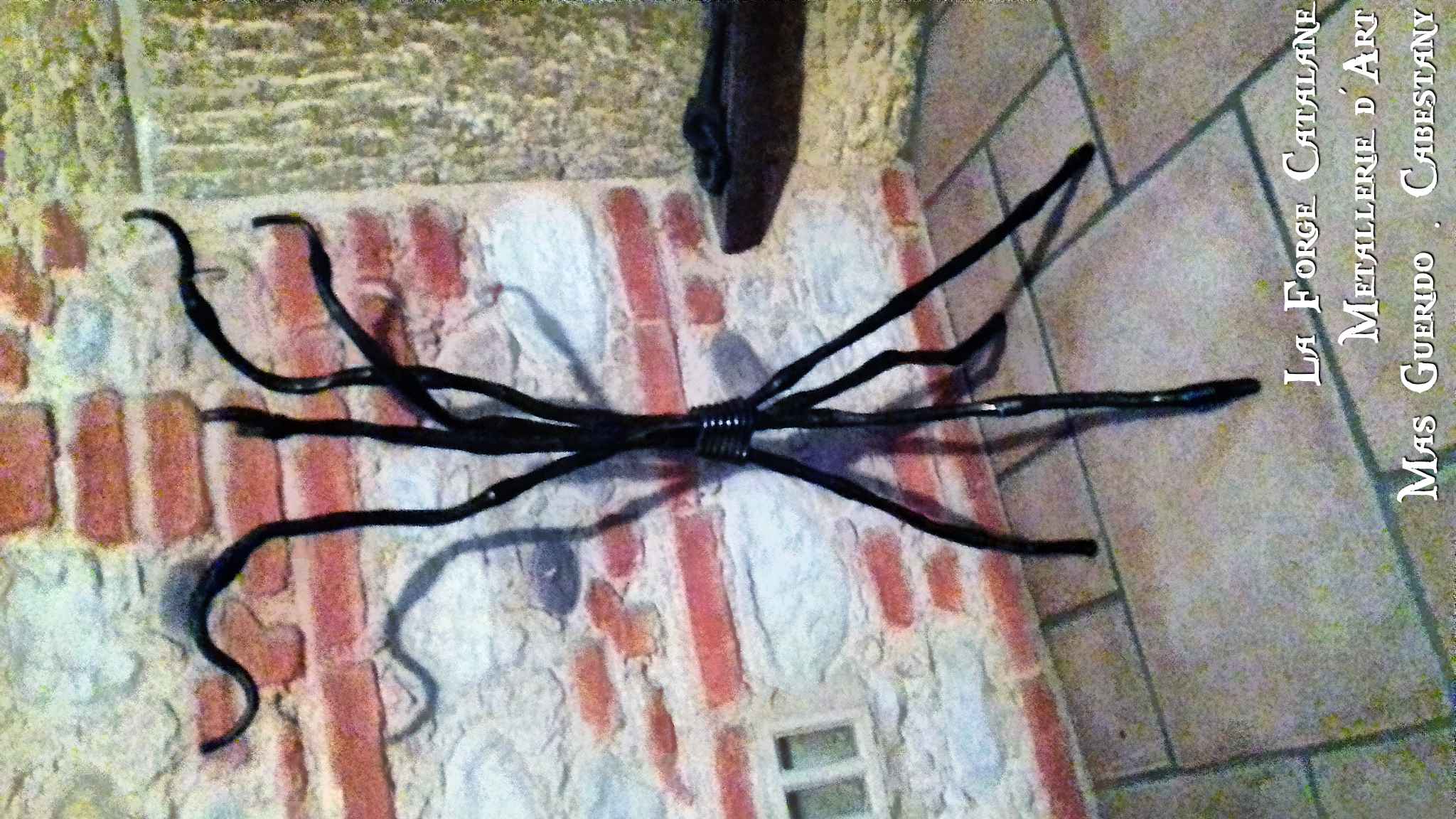 piettement support accesoires cheminee forge inspiration vegetal  forge catalane.jpg